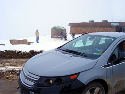 ������ Chevrolet Volt ������ �� ���� ������� 4300 ������